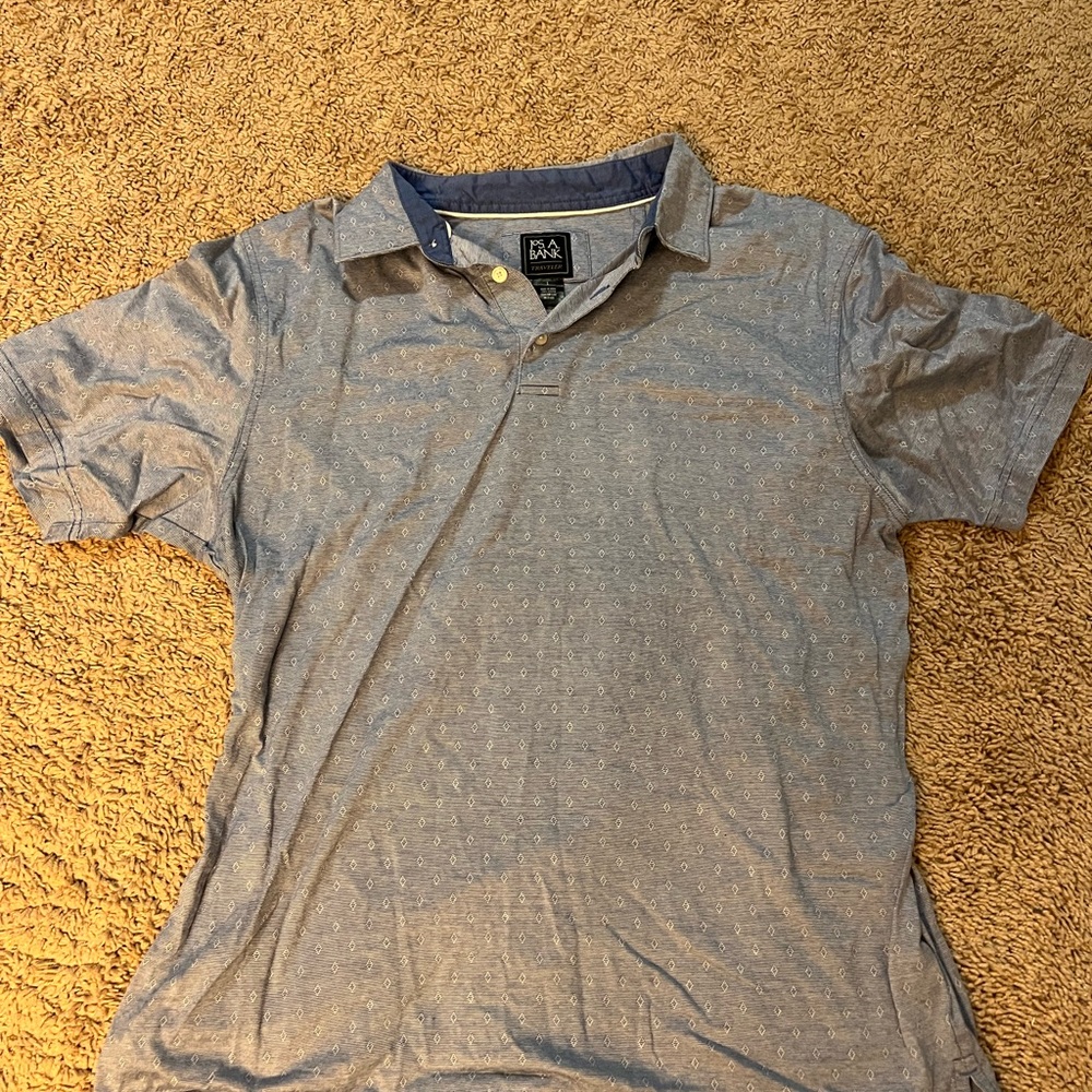 (2) Jos. A. Bank polos size L